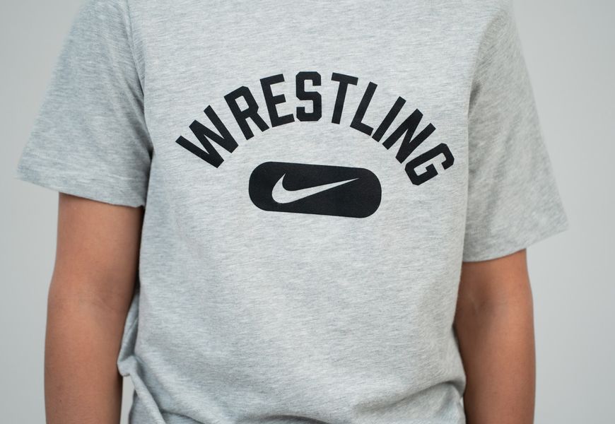 Детская футболка Nike Wrestling Disc Dri-FIT размер YM серая (APS366-017) APS366-017 фото