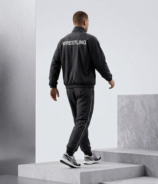 Спортивний костюм чоловічий Reebok Wor Tracksuit Black р. 2XL чорний (H46636) H46636 фото