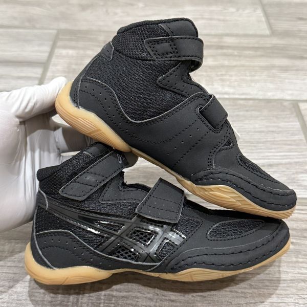 ASICS Matflex 4 GS wrestling/boxing shoe size  EUR28/US K12/17.5cm Black (C337N)